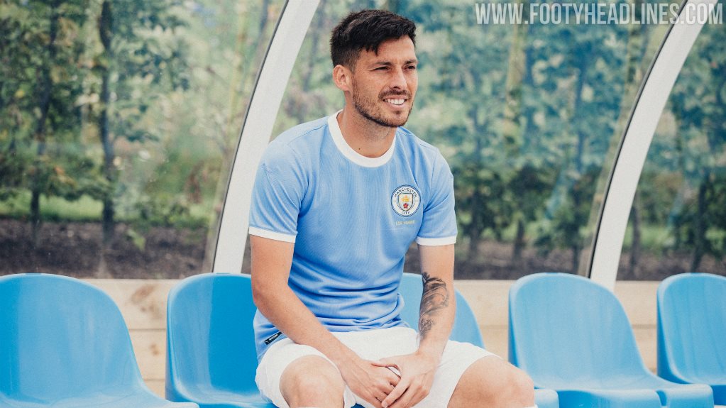 Man city top 125 years jacket